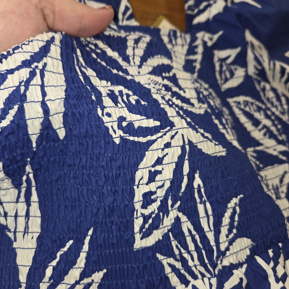NWT Chic Blue and White Leaf Pattern Hawaiian Style Maxi Dress. Size S. KKCP - Picture 11 of 14